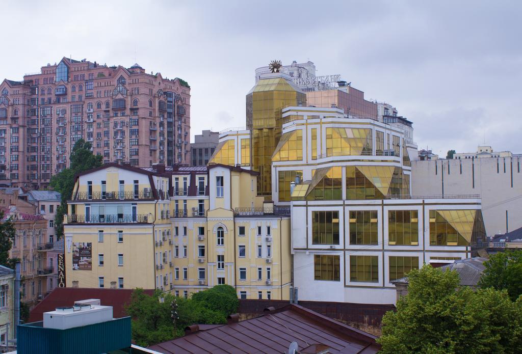 Studia Z Vidom Na Maidan Nezalejnosti Apartment Kiev Ruang foto
