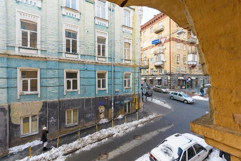 Студія З Видом На Майдан Незалежності Kiev Bagian luar foto